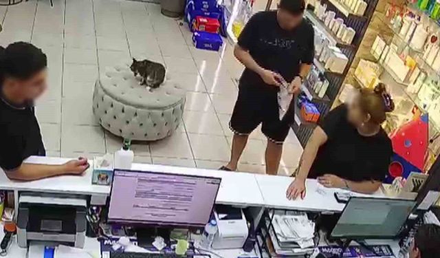 Adana’da Eczaneden 4 Bin Liralık Ürün Çaldı!