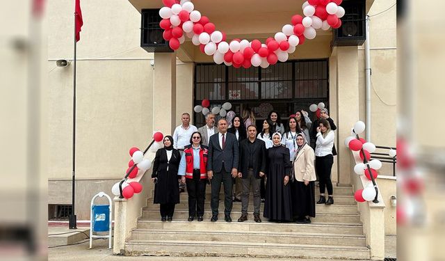 Gönülden Hizmet: Bir Hamburger, Bir Gülümseme