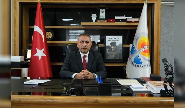 Güngör Geçer’den 29 Ekim Mesajı: “Cumhuriyetle Milletimizin Geleceği Aydınlandı”