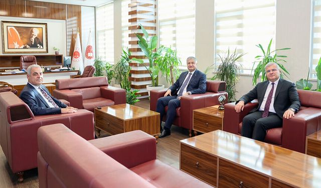 Vali Yavuz’dan Çelikkol Ve Kahveci’ye Ziyaret