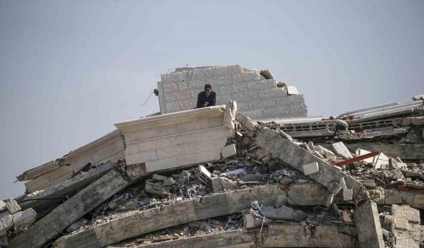 Gazze’de Can Kaybı 35 Bin 456’ya Yükseldi