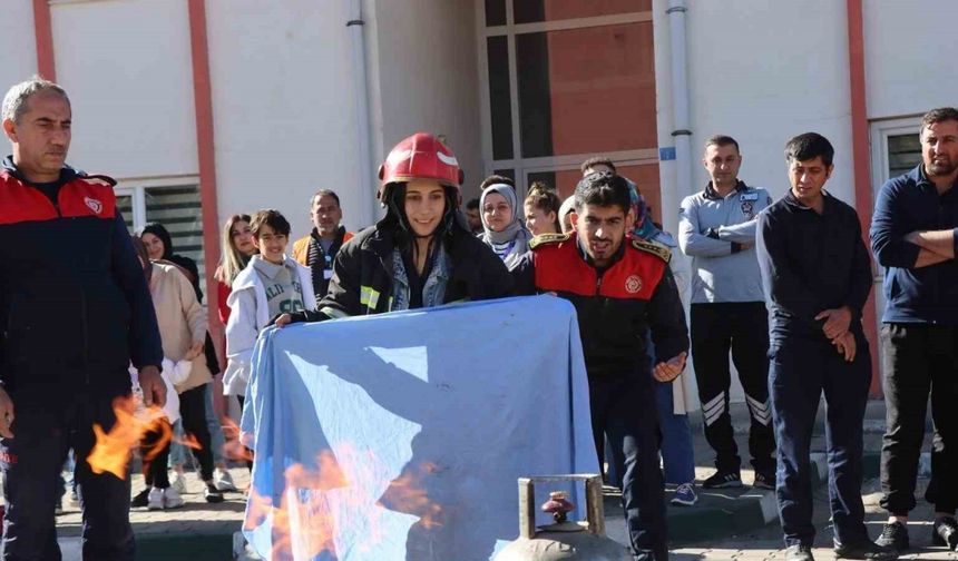 Hastane Personeline Yangın Eğitimi