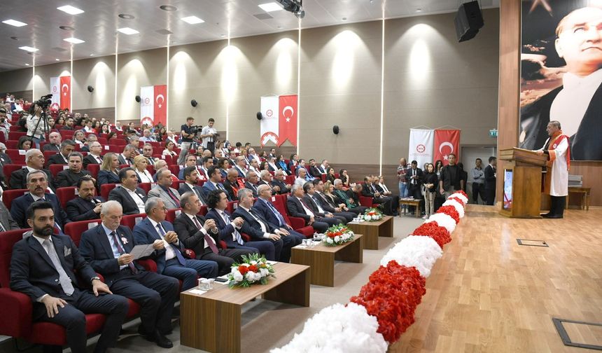 Sözen: “ATÜ Bilim ve Teknolojide Zirveye Odaklandı”