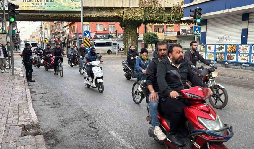 Hindistan Değil,  Burası Adana!