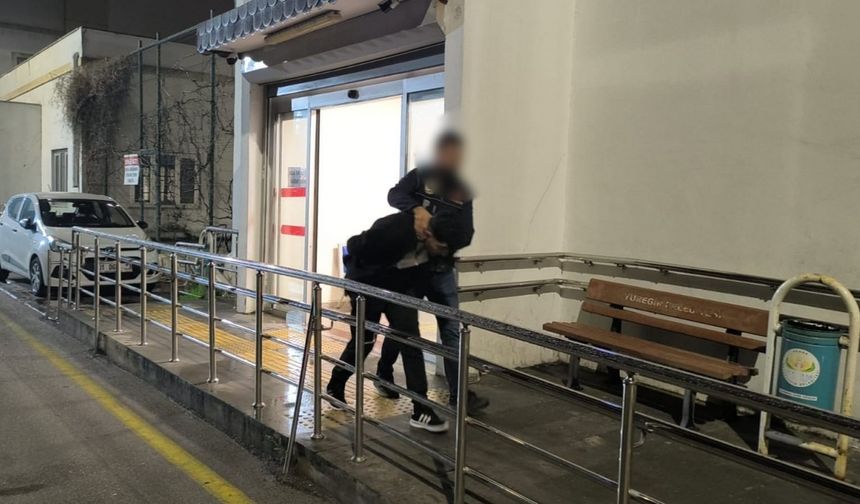 Adana’da 15 Yıl Hapisle Aranan Torbacı Yakalandı