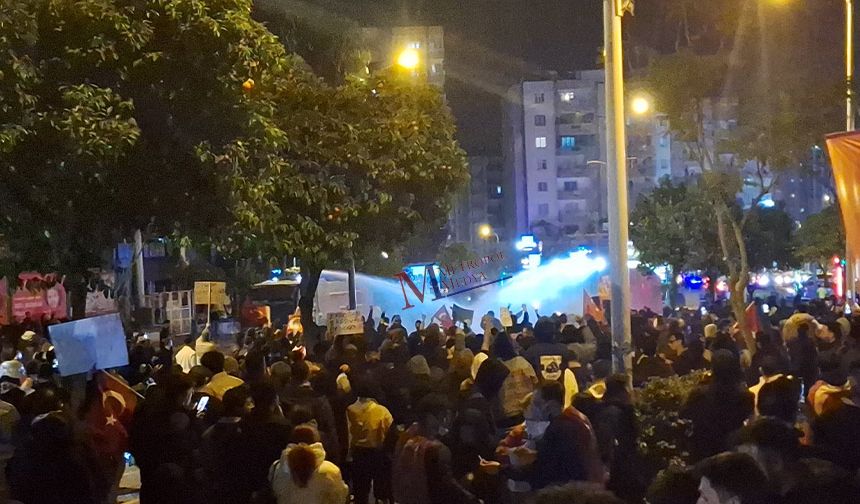 Adana'da Ekrem İmamoğlu Yürüyüşünde Polis Müdahalesi