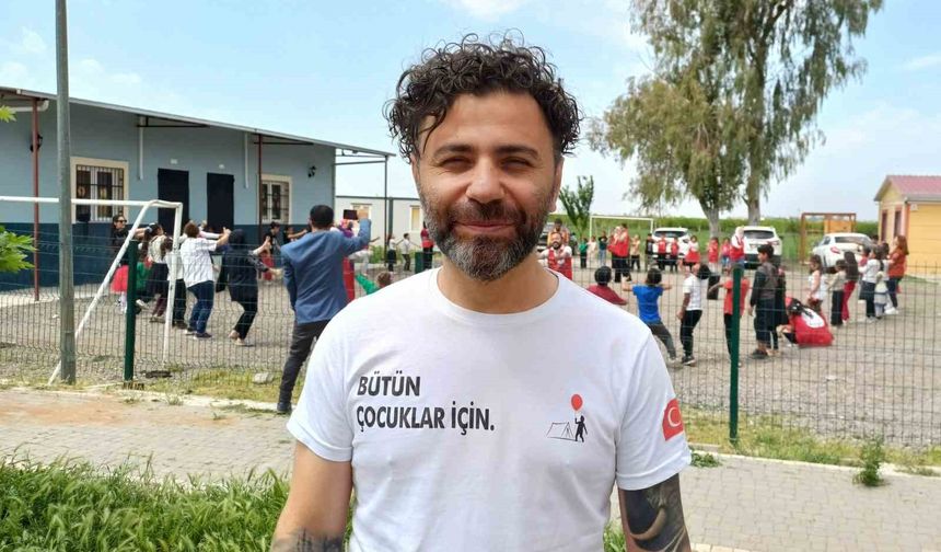 Köy Okulunda 30 Sene Sonra 23 Nisan Coşkusu