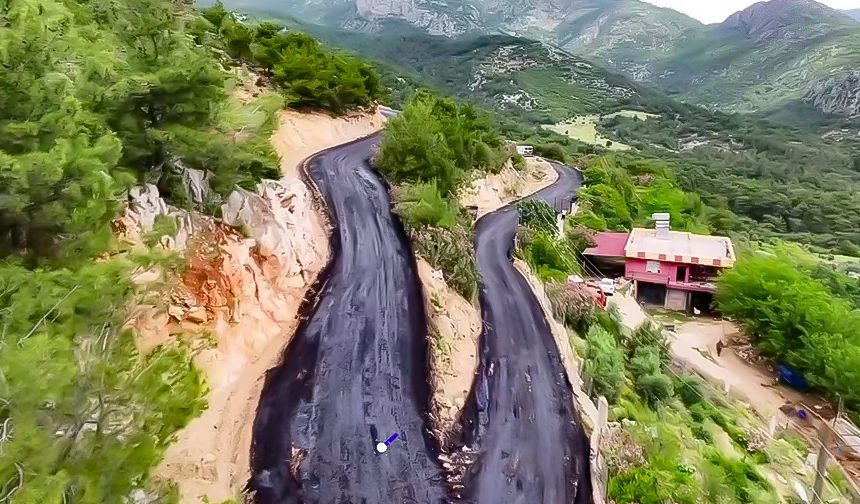 En Uzak Köye “Kaymak Asfalt”! Adana Kozan’da Yılların Çilesi Sona Erdi