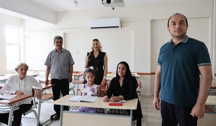 Kübalı Gelin ve Ailesi Türkçeyi Kozan’da Öğreniyor