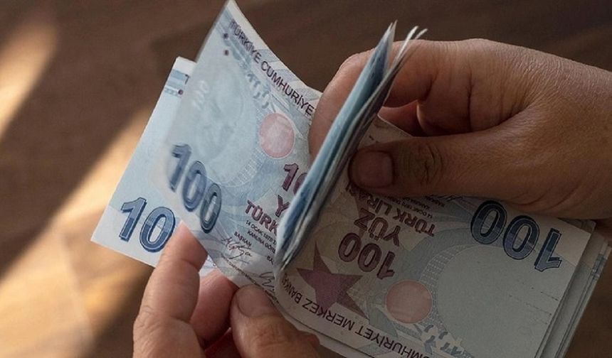 Emekli aylığı 14 bin liradan fazla olanlara müjde: İşte alacakları yeni ödeme