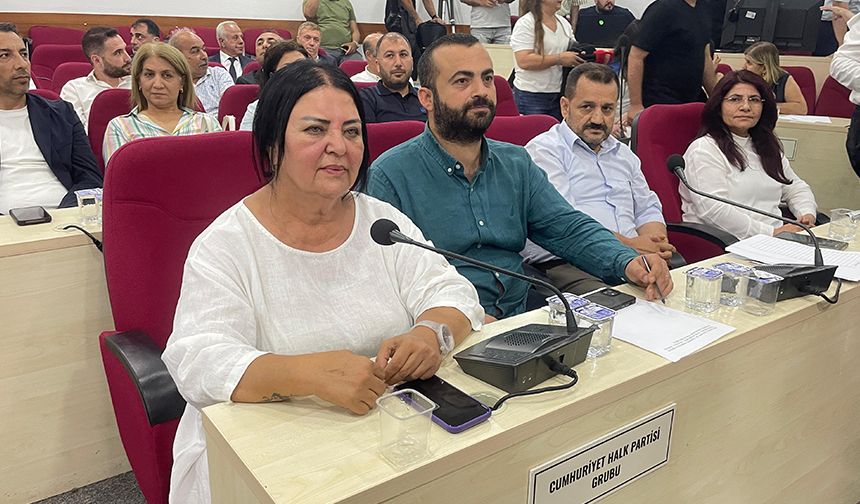 Seyhan’da Başkanlık Makamı Hasibe Akkan’a Emanet