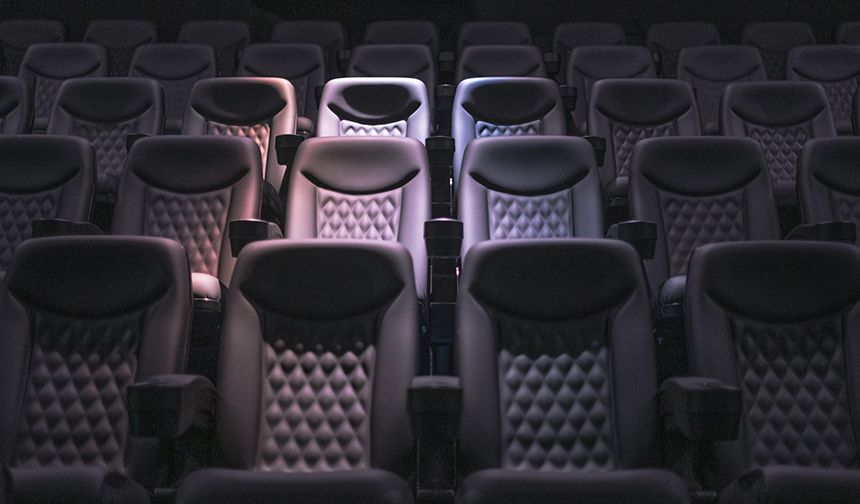 Jurassic World Fırtınası! Türkiye’de Bu Hafta Sinemaya 339 Bin Kişi Gitti