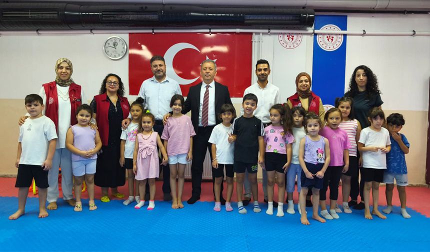 Adana’da Binlerce Genç Bu Yaz Burada Buluşuyor! Loğoğlu’ndan Gençlere Davet