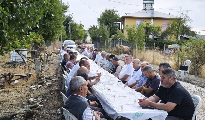 Aladağ’da Kökez Mahallesi Mezarlık Yolu Hizmete Açıldı