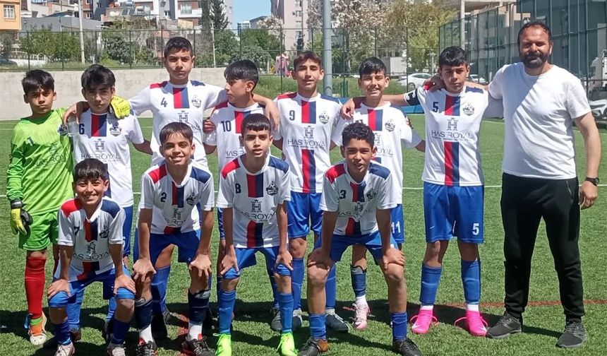 U13 Turnuvasında Zirve Gazipaşaspor’un: Yeni Sezona Fırtına Gibi Giriş