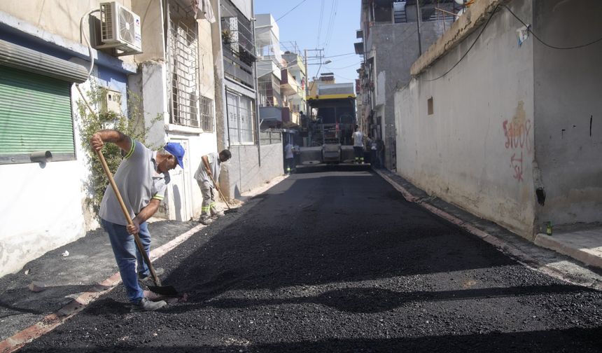Seyhan’da Asfalt Seferberliği: Yollar Baştan Aşağı Yenileniyor!