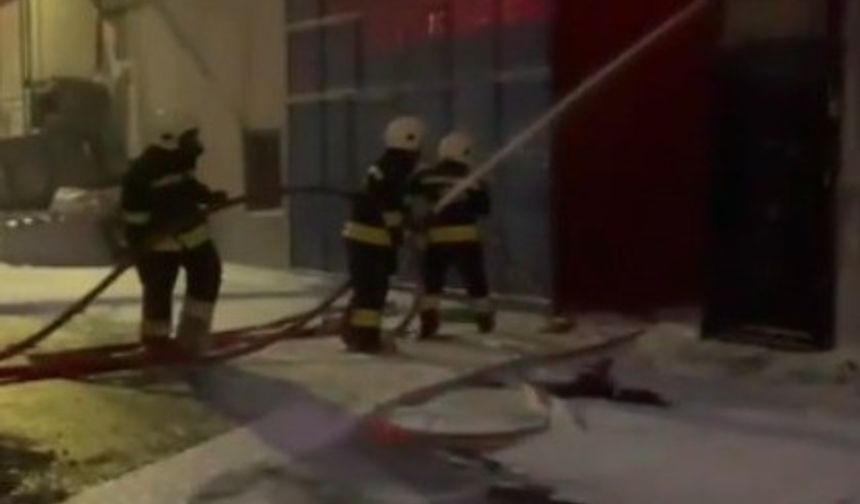Dulkadiroğlu’nda Sanayi Yangını! Cezve Üretim Atölyesi Küle Döndü