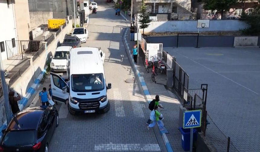 Feke’de Eğitimde Tarihi Adım: Mahalle Öğrencilerine Ücretsiz Servis Desteği