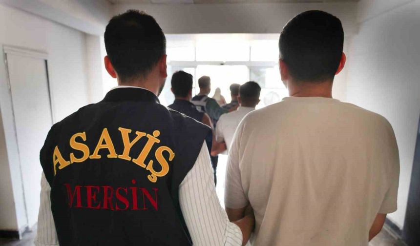 Kendisini Polis ve Savcı Olarak Tanıtan Şüpheliler Tutuklandı