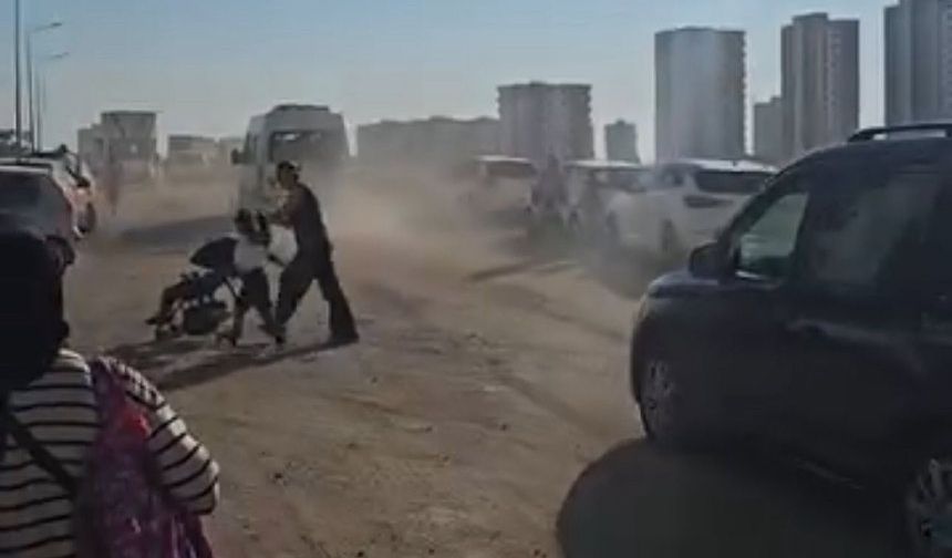 Adana’da Okul Yolunda Kabus: Çocuklar Çamur ve Toz İçinde Her Gün Yürüyor