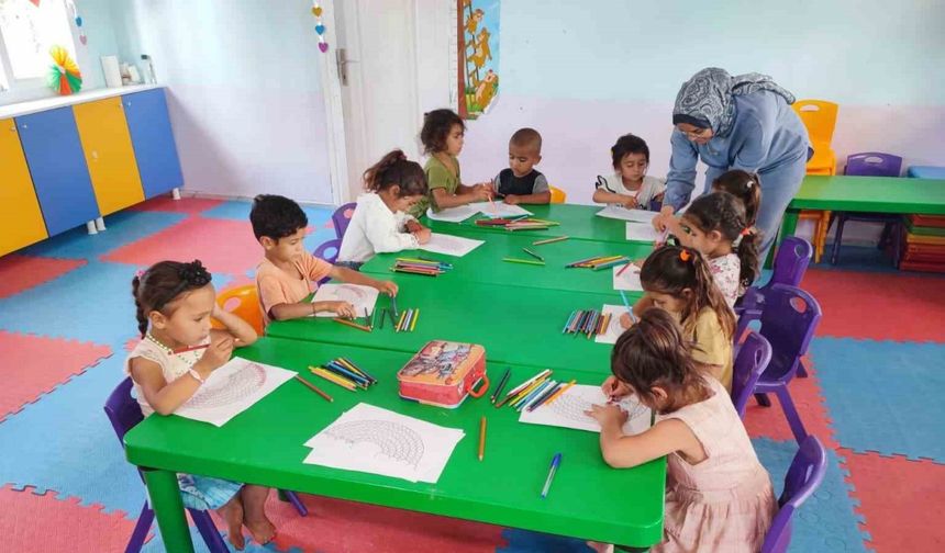 Adana’da Çadırda Yaşayan Çocuklar İçin Umut Oldular