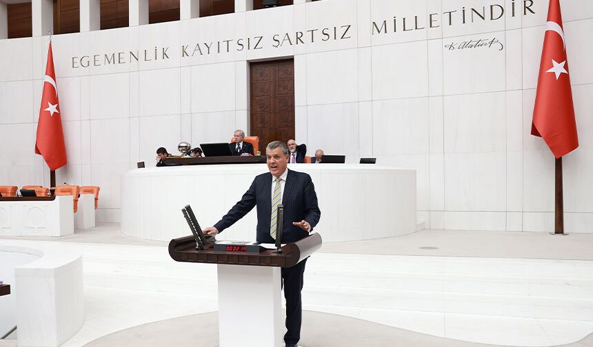 Ayhan Barut'tan Meclis'e Kritik Teklif! Aşırı Sıcaklarda Çalışma Düzeni Değişebilir