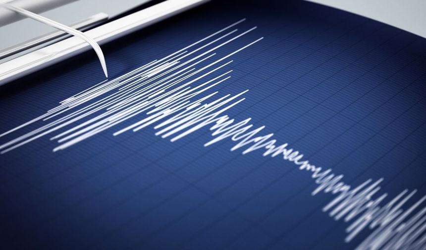 Son dakika deprem oldu! İstanbul'da büyük sarsıntı