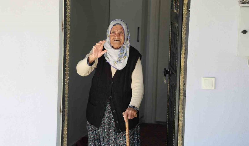 Depremden 2 Yıl Sonra Mutluluk Gözyaşları: Fatma Nine’nin Yeni Yuvası Hazır