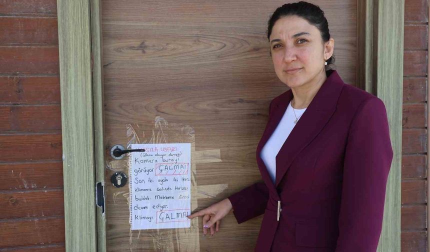 Depremzede Çocukların Kütüphanesine 2 Ayda 2 Hırsızlık! Dernek Kapıya Not Astı: ‘Lütfen Çalma!’