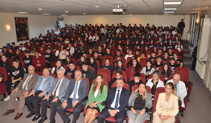 Başarının Sırları Öğrencilerle Paylaşıldı: Zeki Kıvanç’tan İlham Dolu Konuşma