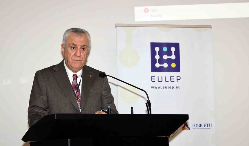 Zeki Kıvanç’tan Yapay Zeka Çağı Uyarısı!