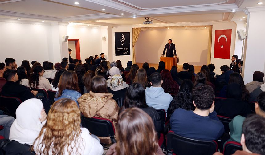 ÇÜ’de Öğrencileri Sevindiren Açıklamalar: Rektör Beriş Müjdeleri Sıraladı