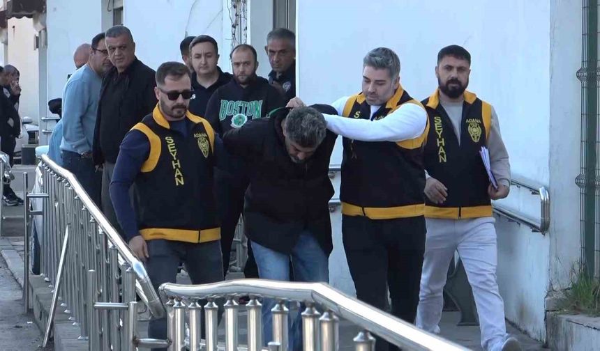 Sahte İsimle Ünlü Yazar Oldu… Firari Katil Villada Yakalandı!