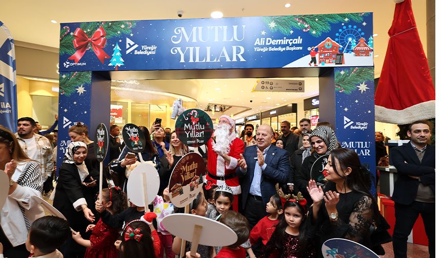 Sancaklı’dan Sert Tepki: “Yüreğir’de Noel Baba Ne Arıyor?”