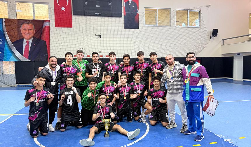 Adana’nın En Büyüğü Gündoğdu Koleji