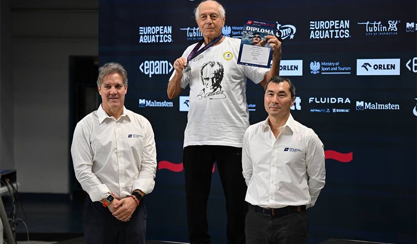 Adana’da Anlamlı Şampiyona: Kamil Köseoğlu’nun Adı Havuzda Yaşayacak