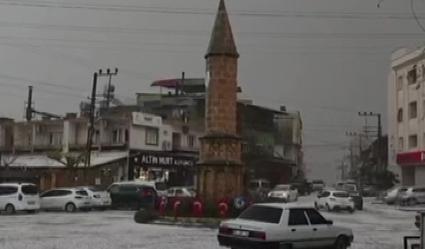 Adana’da Aniden Bastırdı: Yağmur Yerini Doluya Bıraktı