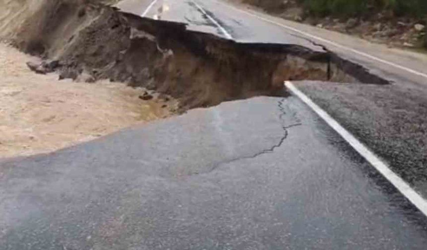 Göksu Taştı, Yol Gitti! Kozan-Kayseri Hattında Ulaşım Durdu