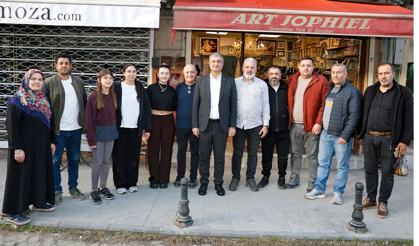 Adana’da Ramazan Buluşması: Vali Yavuz Sahada