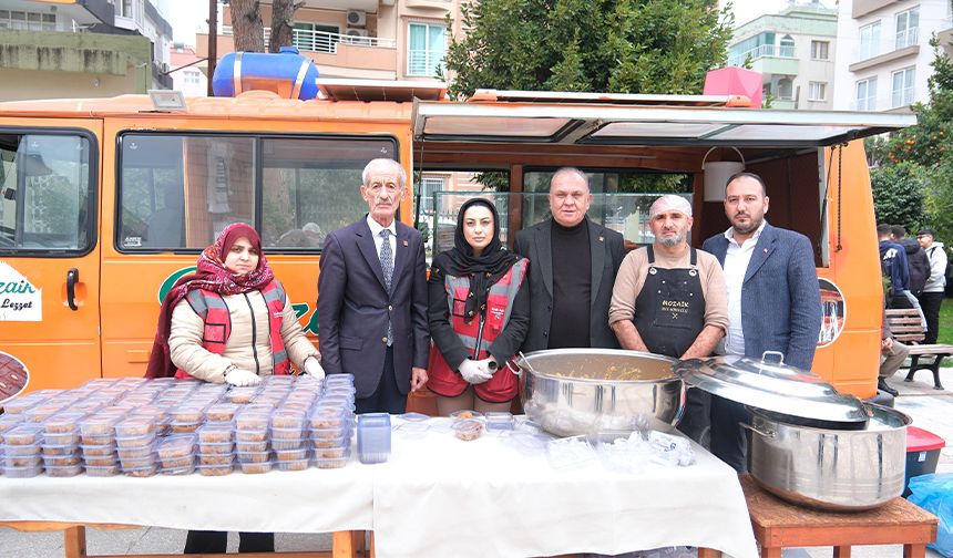 Ceyhan’da 6 Şubat Depremleri Unutulmadı: Camilerde Helva İkramı