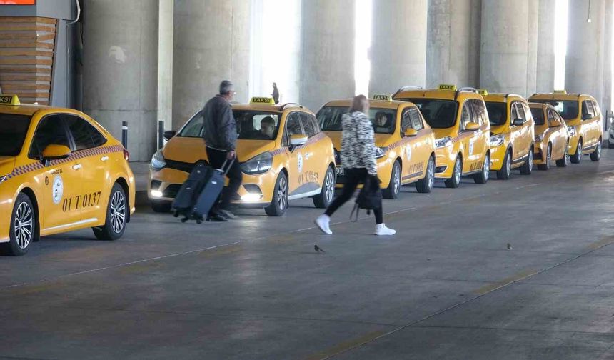 HAVAMAŞ’tan Uyarı: Korsan Taşımacılık Yolcu Güvenliğini Tehlikeye Atıyor