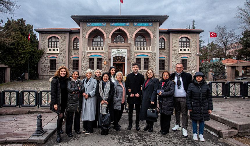 İyilik Yolcuları Atatürk’ün Huzurunda