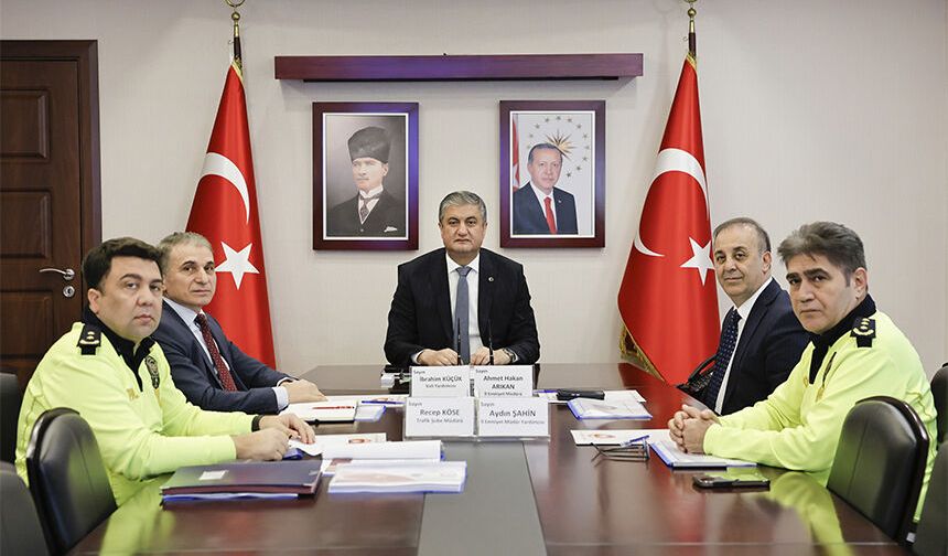 Vali Mustafa Yavuz’dan Trafikte Yeni Dönem Açıklaması!