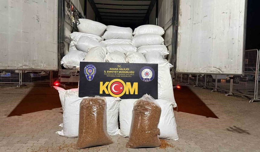 Adana’da Dev Operasyon! Kamyondan Tonlarca Kaçak Tütün Çıktı