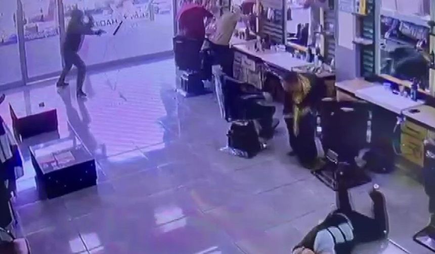 Adana’da Berber Dükkanında Dehşet: Kapüşonlu Şahıs Rastgele Ateş Açtı!