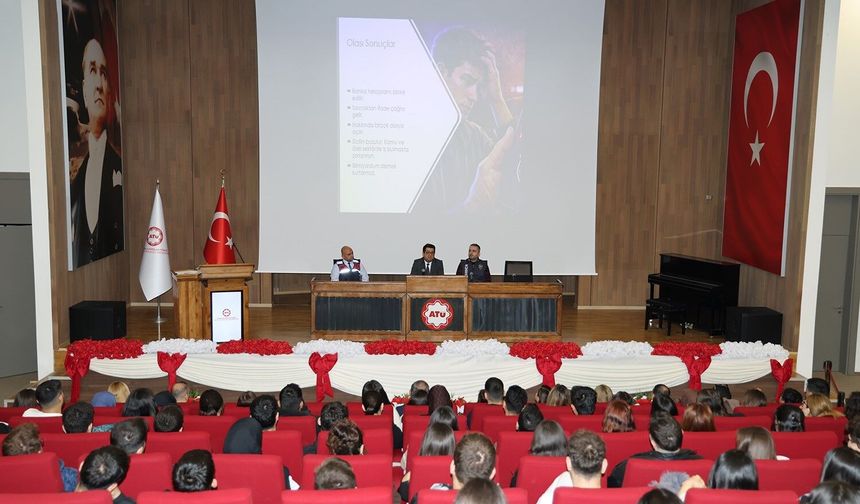 ATÜ Öğrencilerine Özel Seminer: “İBAN Senin Riske Atma”