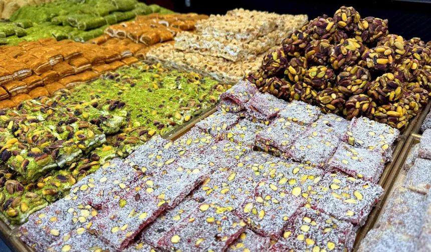 Bayram Öncesi Tatlı Alarmı: Cezerye ve Lokuma Yoğun İlgi