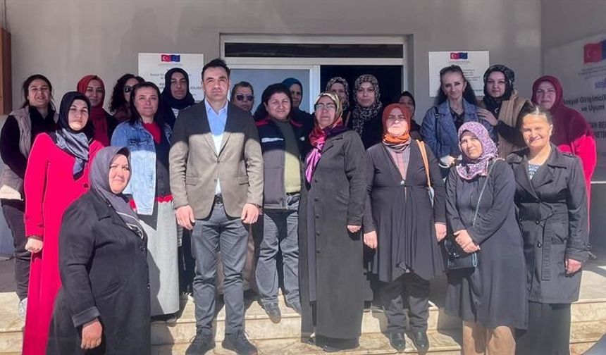 Adana’da Kadınların Gücü: Kooperatifle Hem Üretiyor Hem Ekonomiye Katkı Sağlıyorlar