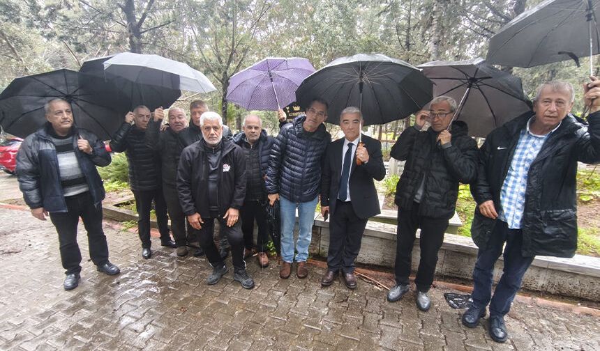 Spor Adamı-Gazeteci “ŞAMPİYON ALİ”, Vefatının 15.Yıldönümünde, Kabasakal Mezarlığı’ndaki Kabri Başında Anıldı