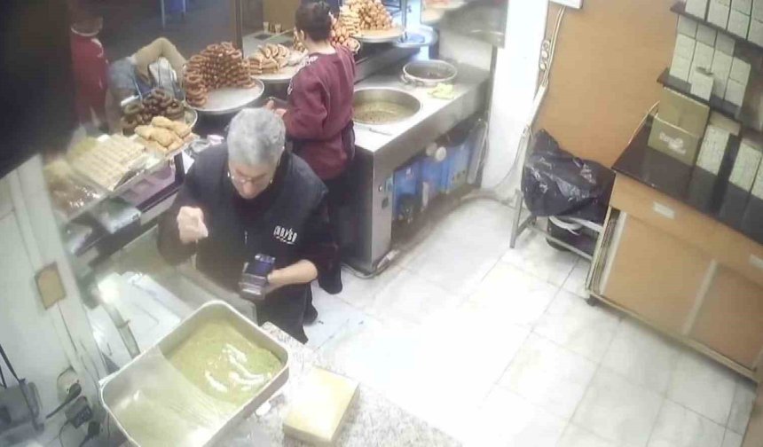 Adana’da Pes Dedirten İfade: “Dayanamayıp Çalıyorum”